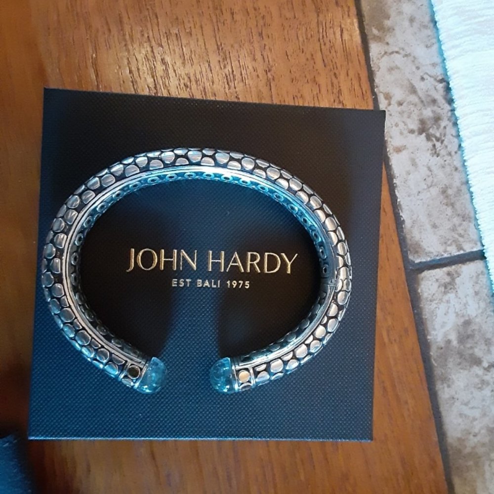 John Hardy Batu Dot Quartz cuff